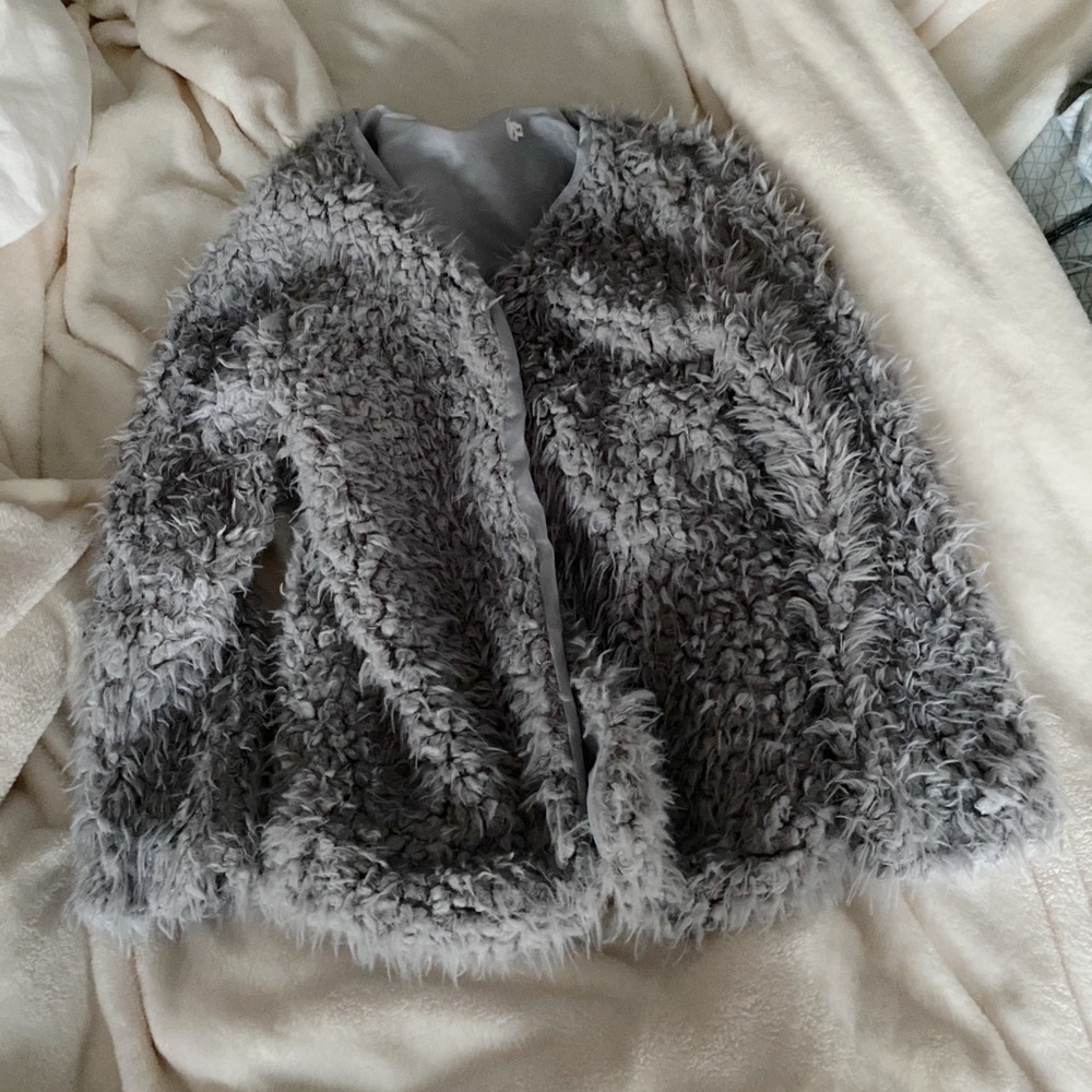 Gray Fuzzy Coat!!